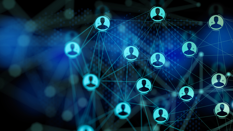 Abstrakte Darstellung eines Netzes von Profilbildern.